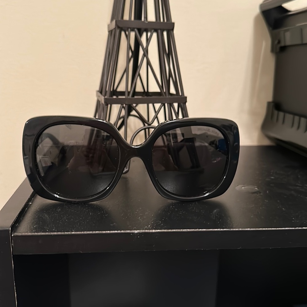 Michael Kors Women Sun Glasses NWT